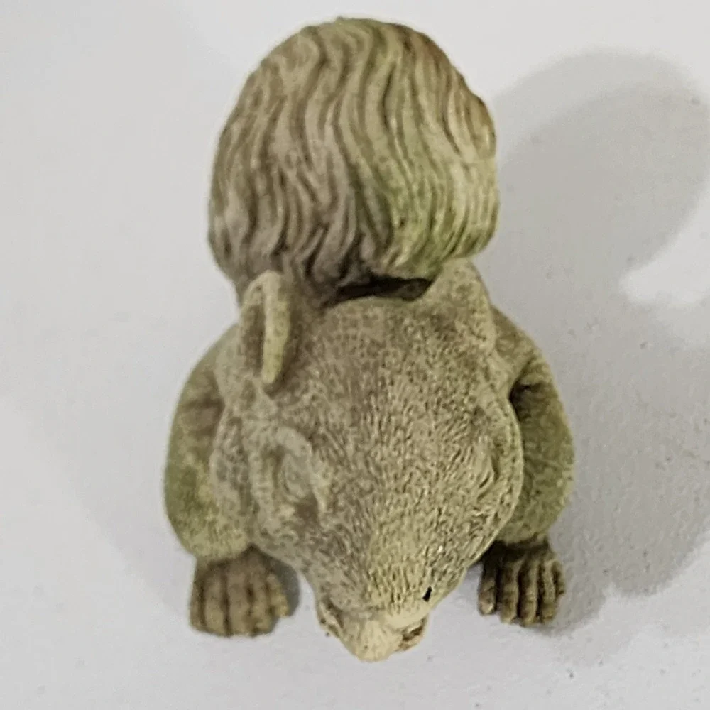 Vintage Stone Look Resin Squirrel Figurine Garden Statue Moss Green Decor 5 Inch